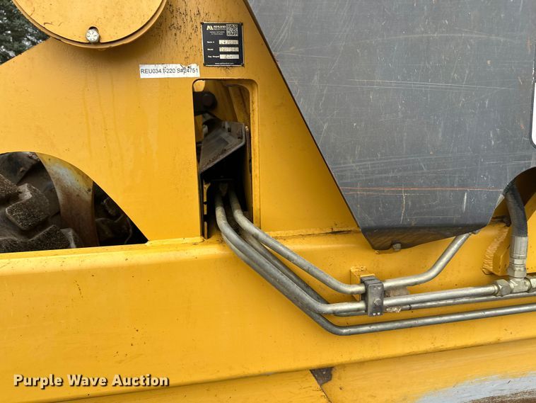 image for item DT6449 2018 Ashland 220TS4 scraper