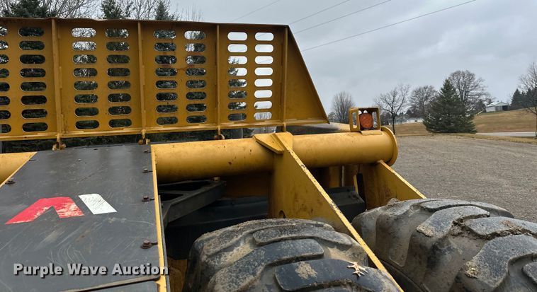 image for item DT6449 2018 Ashland 220TS4 scraper