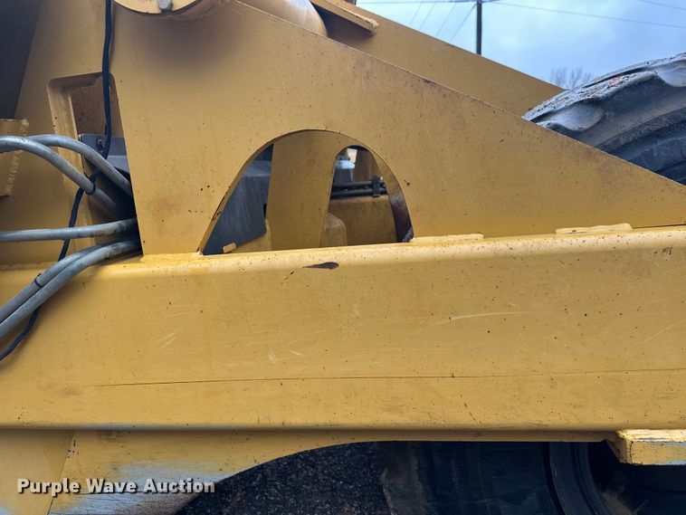 image for item DT6449 2018 Ashland 220TS4 scraper