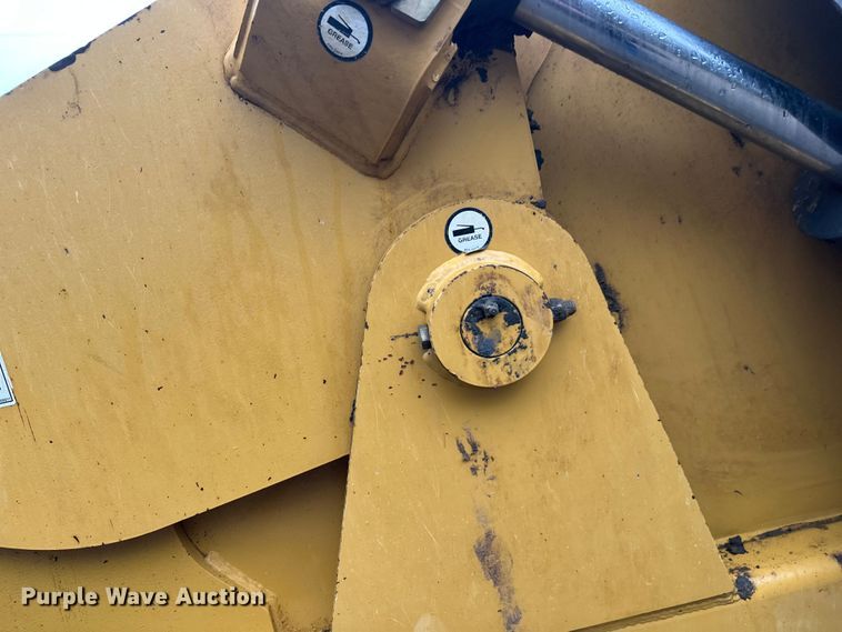 image for item DT6449 2018 Ashland 220TS4 scraper