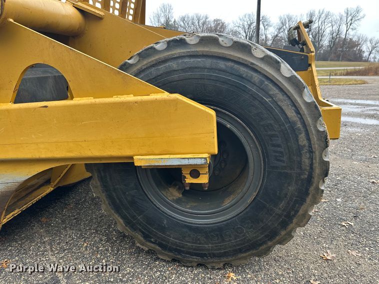 image for item DT6449 2018 Ashland 220TS4 scraper