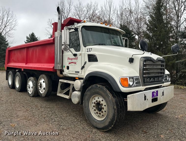 image for item DT6450 2007 Mack Granite CV dump truck