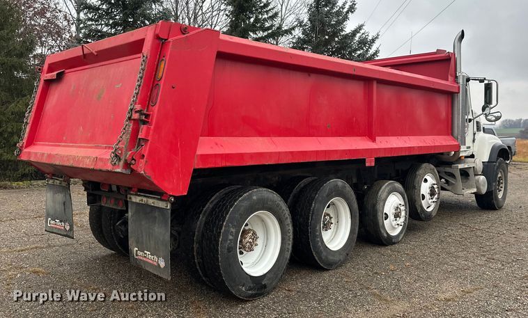 image for item DT6450 2007 Mack Granite CV dump truck