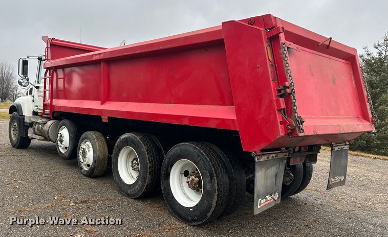 image for item DT6450 2007 Mack Granite CV dump truck