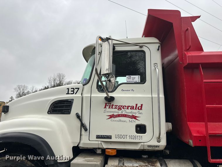 image for item DT6450 2007 Mack Granite CV dump truck