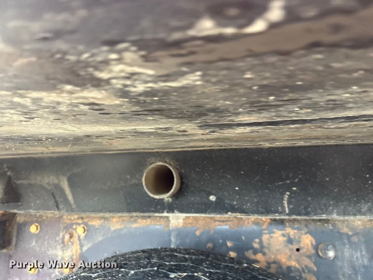 image for item DT6450 2007 Mack Granite CV dump truck