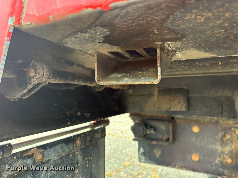 image for item DT6450 2007 Mack Granite CV dump truck