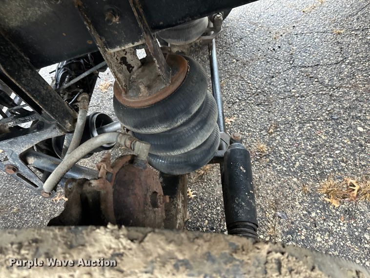 image for item DT6450 2007 Mack Granite CV dump truck