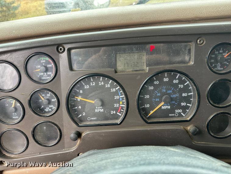 image for item DT6450 2007 Mack Granite CV dump truck