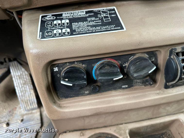 image for item DT6450 2007 Mack Granite CV dump truck