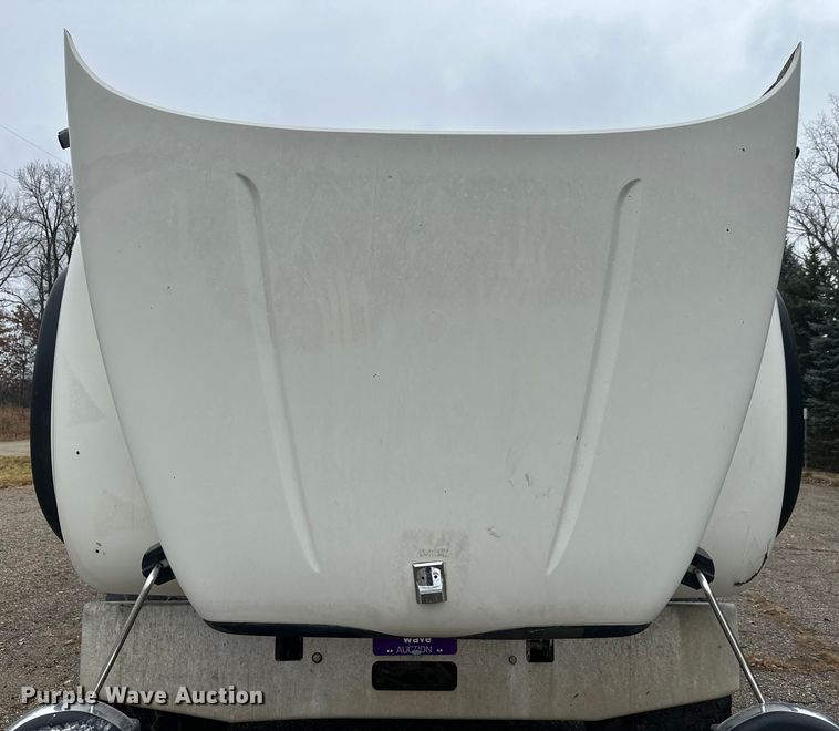 image for item DT6450 2007 Mack Granite CV dump truck