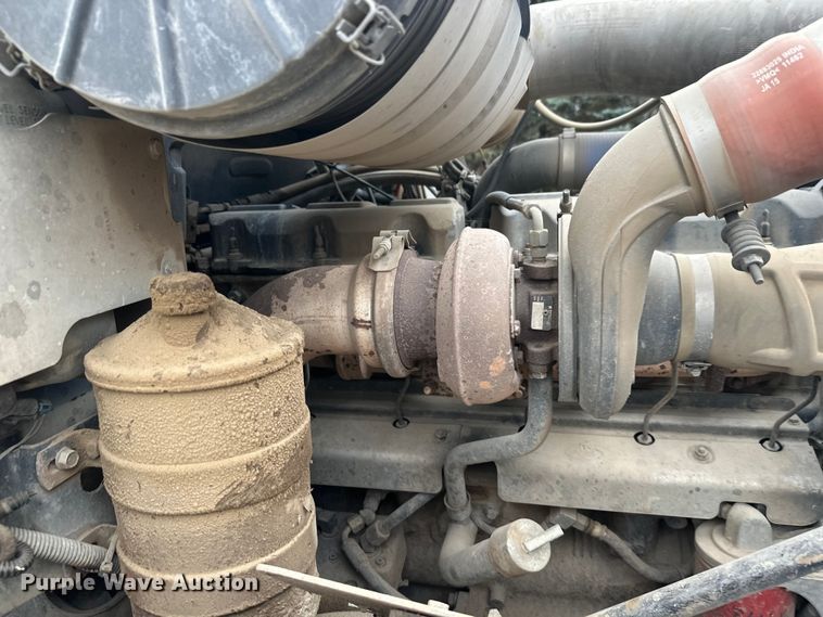 image for item DT6450 2007 Mack Granite CV dump truck