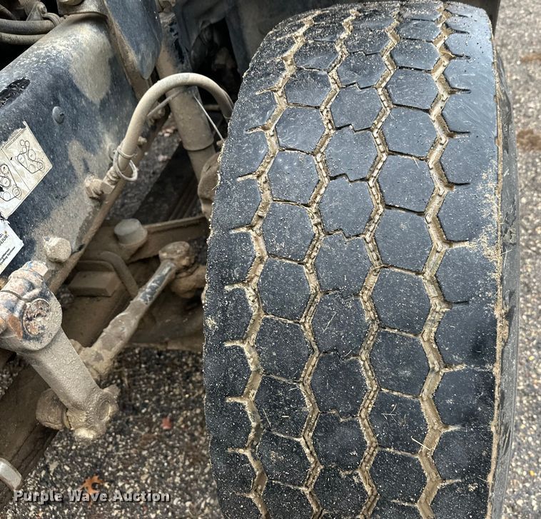 image for item DT6450 2007 Mack Granite CV dump truck