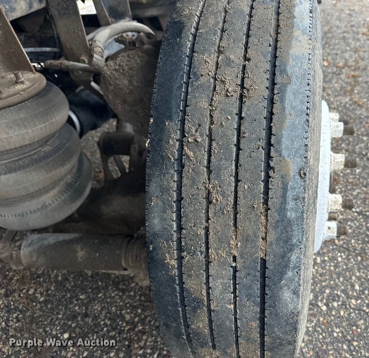 image for item DT6450 2007 Mack Granite CV dump truck