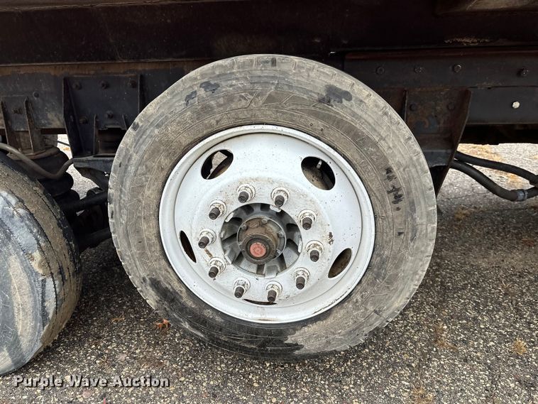 image for item DT6450 2007 Mack Granite CV dump truck