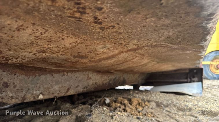 image for item DT6452 Beau-Roc  dump bed