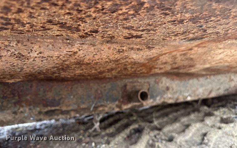 image for item DT6452 Beau-Roc  dump bed