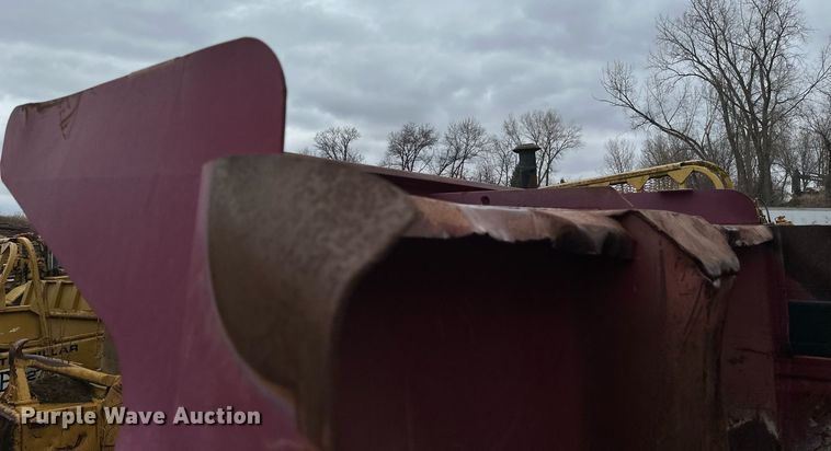 image for item DT6452 Beau-Roc  dump bed