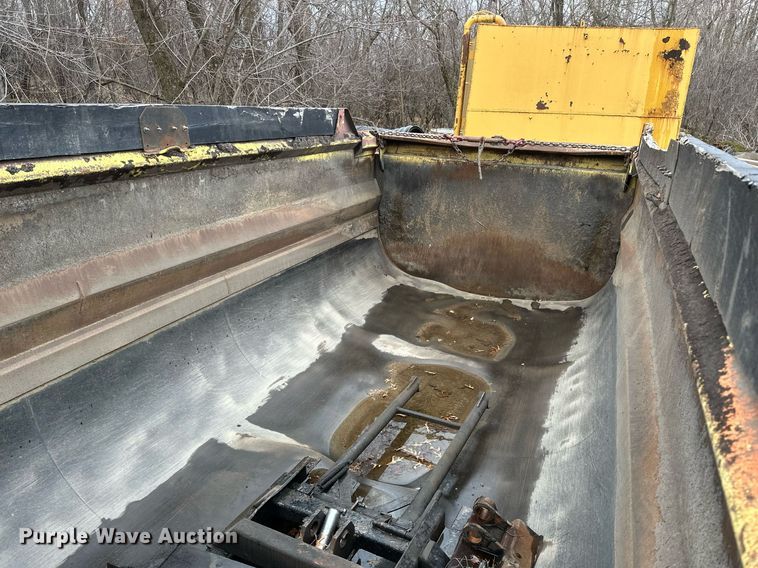 image for item DT6454 Reliance  dump bed