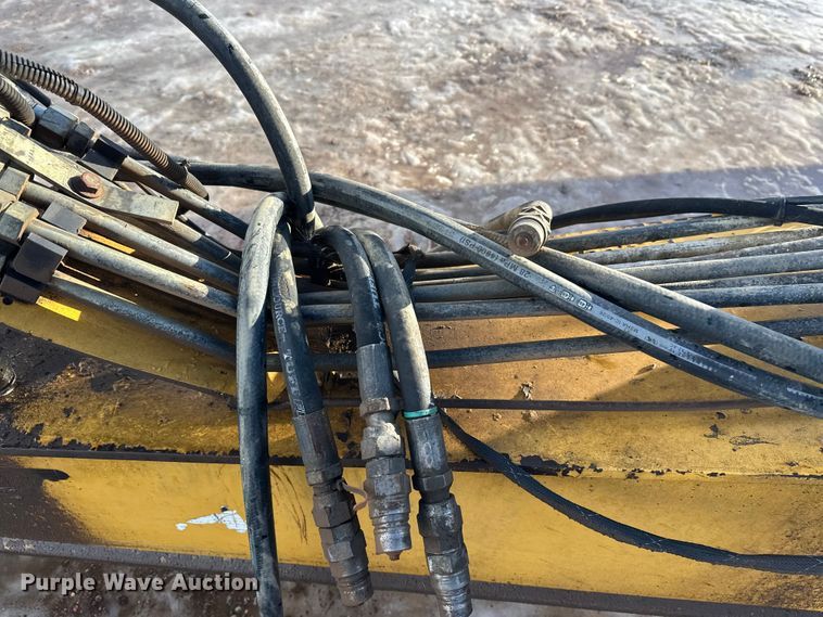 image for item DT6475 John Deere 2112C scraper