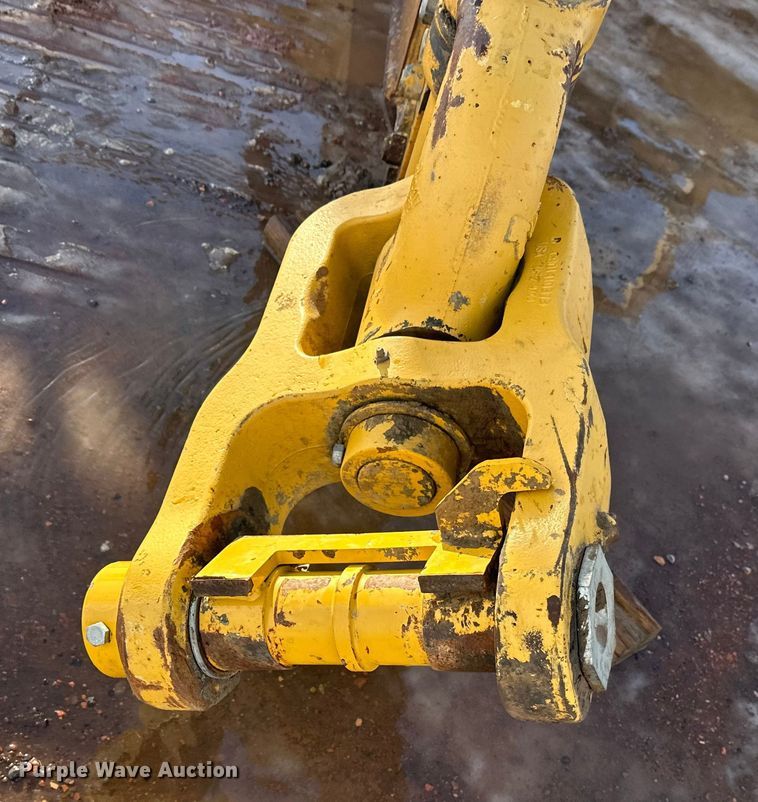 image for item DT6475 John Deere 2112C scraper
