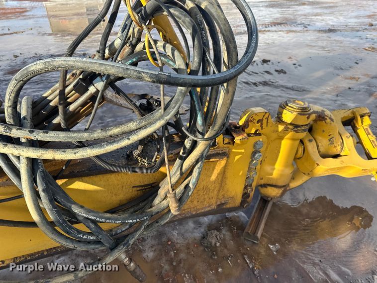 image for item DT6475 John Deere 2112C scraper