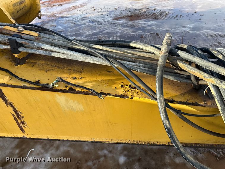 image for item DT6475 John Deere 2112C scraper