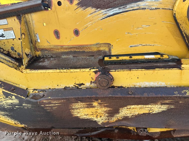 image for item DT6475 John Deere 2112C scraper