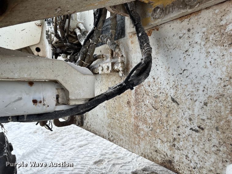 image for item DT6480 2013 Roadtec SX-6E soil stabilizer / recycler