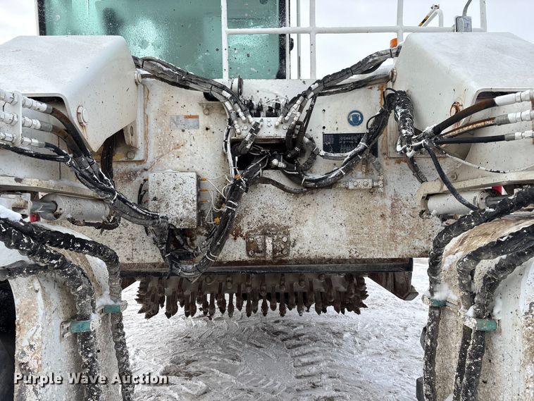 image for item DT6480 2013 Roadtec SX-6E soil stabilizer / recycler