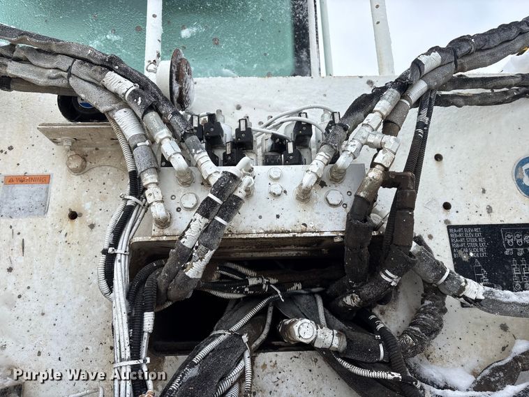 image for item DT6480 2013 Roadtec SX-6E soil stabilizer / recycler