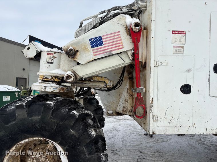 image for item DT6480 2013 Roadtec SX-6E soil stabilizer / recycler