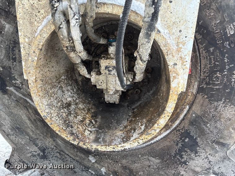 image for item DT6480 2013 Roadtec SX-6E soil stabilizer / recycler