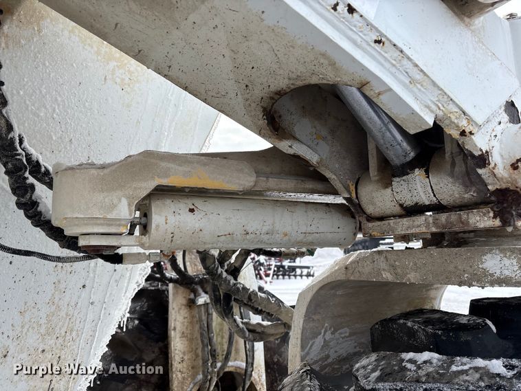 image for item DT6480 2013 Roadtec SX-6E soil stabilizer / recycler