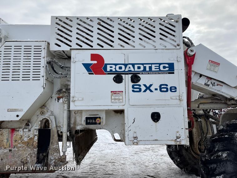 image for item DT6480 2013 Roadtec SX-6E soil stabilizer / recycler