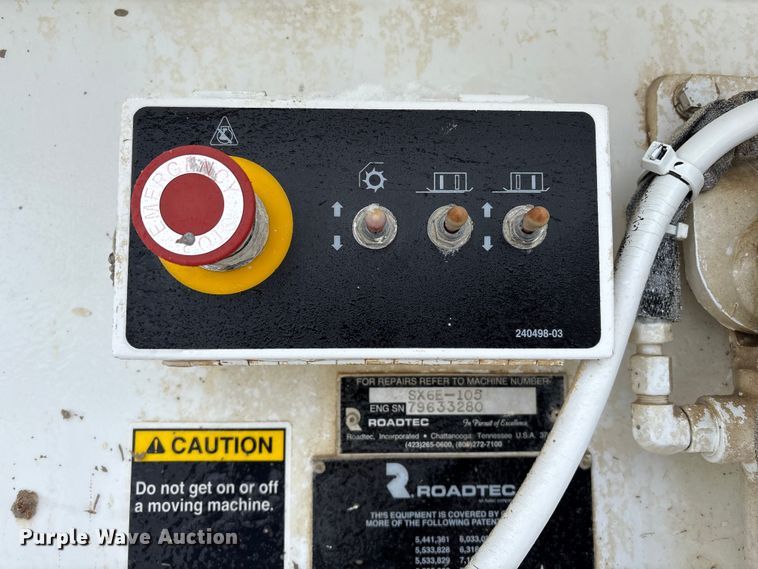 image for item DT6480 2013 Roadtec SX-6E soil stabilizer / recycler