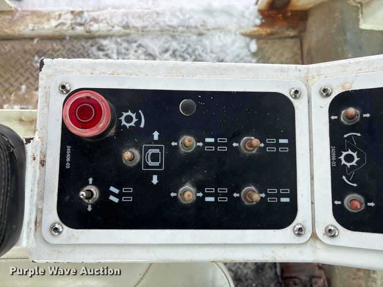 image for item DT6480 2013 Roadtec SX-6E soil stabilizer / recycler