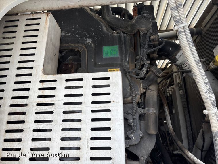 image for item DT6480 2013 Roadtec SX-6E soil stabilizer / recycler