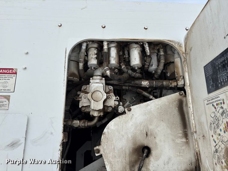 image for item DT6480 2013 Roadtec SX-6E soil stabilizer / recycler