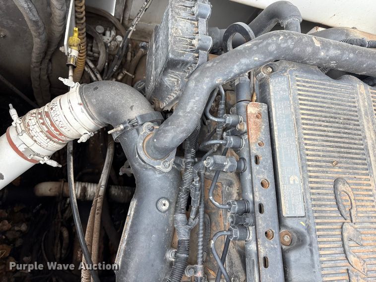 image for item DT6480 2013 Roadtec SX-6E soil stabilizer / recycler