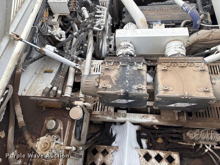 image for item DT6480 2013 Roadtec SX-6E soil stabilizer / recycler