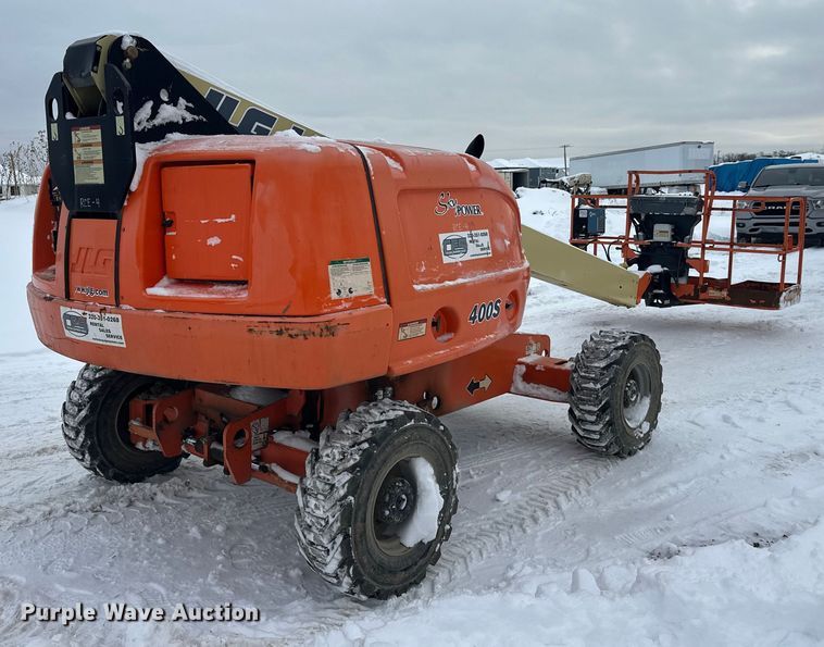image for item DT6481 2007 JLG 400S boom lift