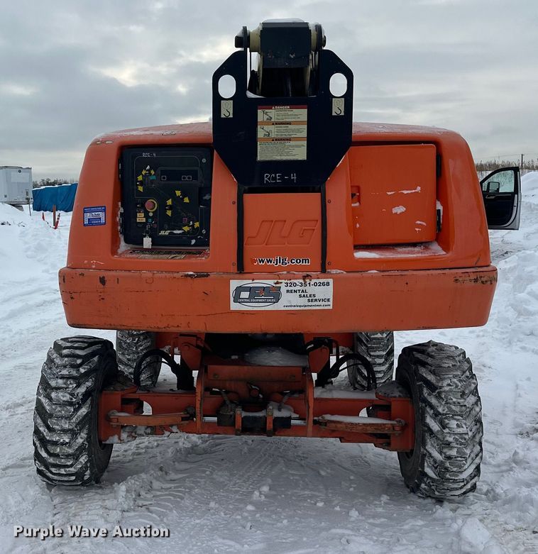 image for item DT6481 2007 JLG 400S boom lift