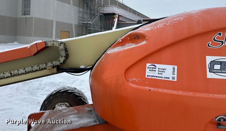 image for item DT6481 2007 JLG 400S boom lift