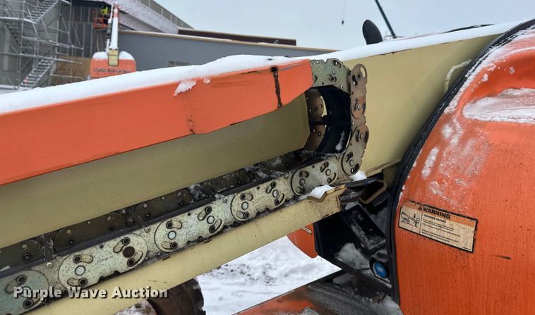 image for item DT6481 2007 JLG 400S boom lift