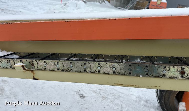 image for item DT6481 2007 JLG 400S boom lift