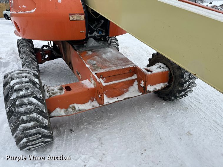 image for item DT6481 2007 JLG 400S boom lift