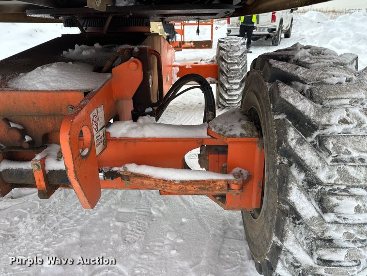 image for item DT6481 2007 JLG 400S boom lift