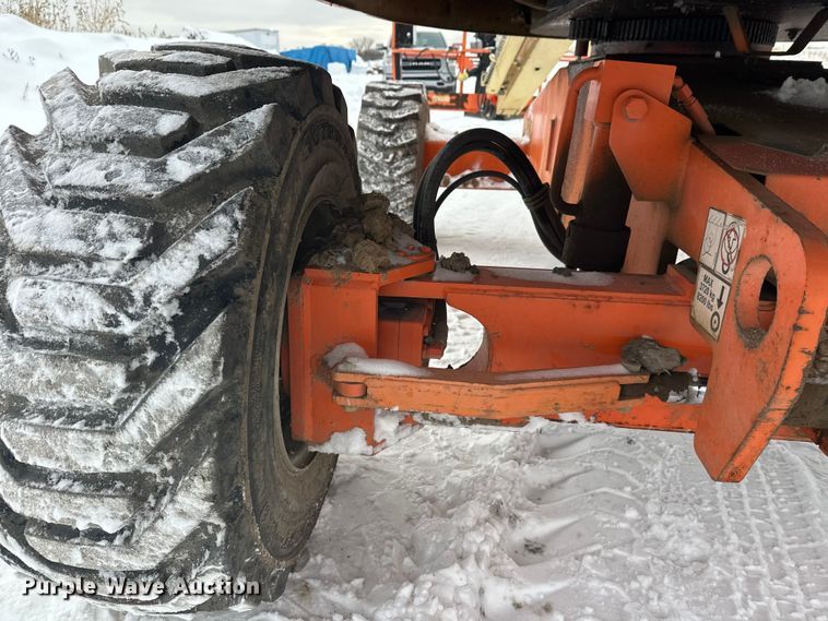 image for item DT6481 2007 JLG 400S boom lift