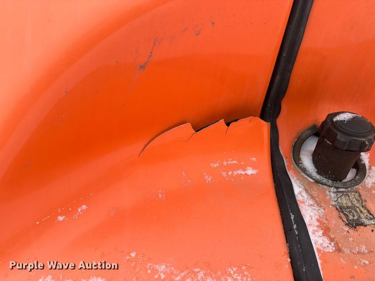 image for item DT6481 2007 JLG 400S boom lift